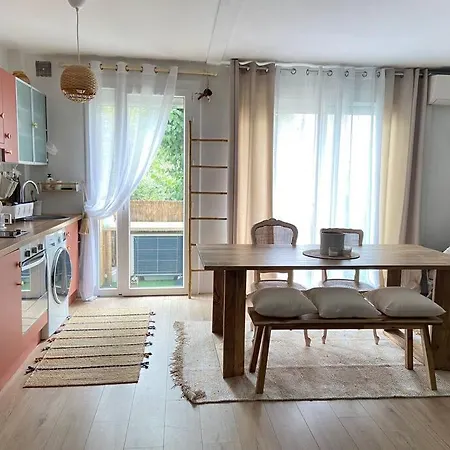 T2 Proche Stadium Apartmán